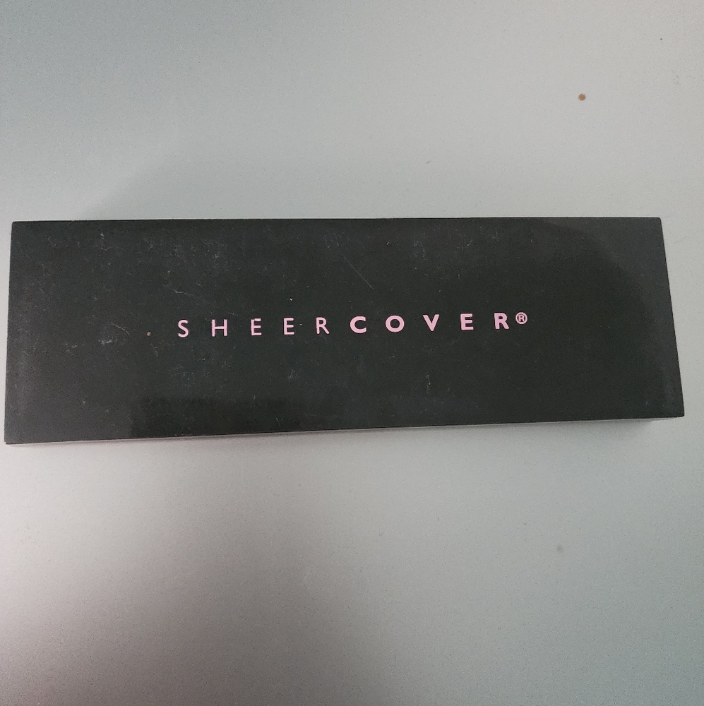 Free***Sheer Cover Eye Pallete Desert Classics